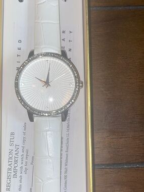 Manhattan White Rhinstone WristWatch